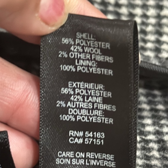 (P2) KENNETH COLE NEW YORK
Oversized wool blend coat with check print, size L - Picture 11 of 16